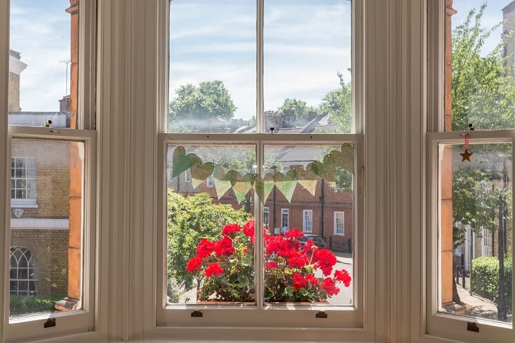 Sash window