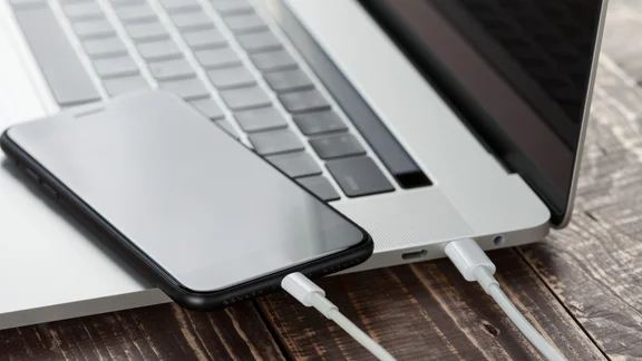Apple users could soon have 100% renewable energy