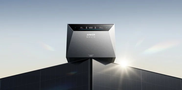 SolarBank Pro 4